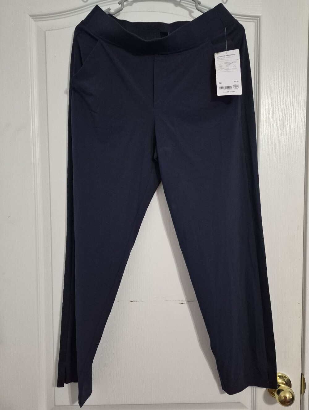 Athleta Brooklyn Ankle Pant In Navy Blue Size 6  NWT